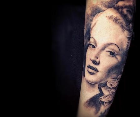 tattoos/ - Lana Turner - 63379