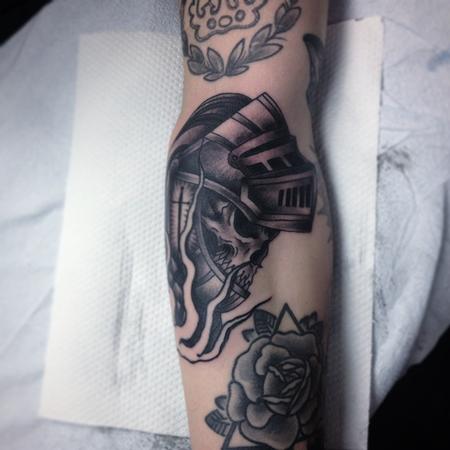 tattoos/ - knight skull - 101418
