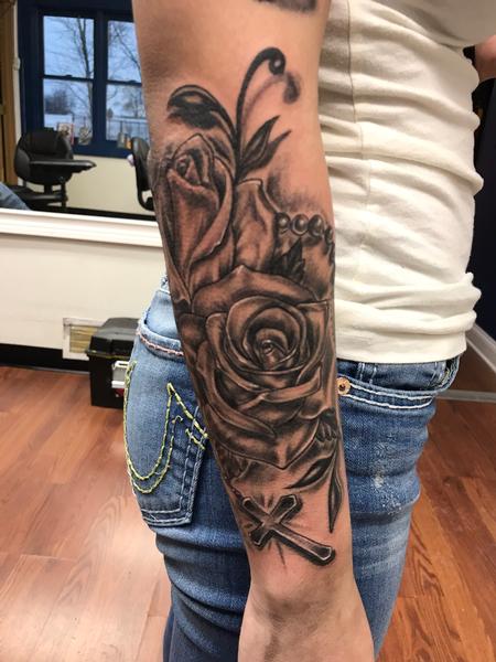 tattoos/ - Black and grey roses - 133282