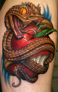 http://www.zhippo.com/AdrianDominicHOSTED/images/gallery/apple-snake-tattoo-g.jpg