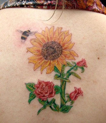 Tattoos. Tattoos Flower. Sunflower, Roses and a Bumble Bee