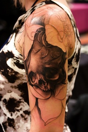 Comments Magnolia Skull halfsleeve inprogress black and gray