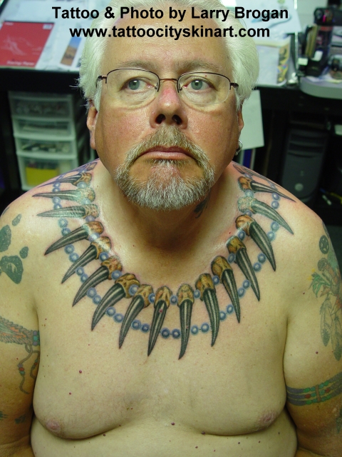 Native American Tattoo Pics native american bear claw native american bear 