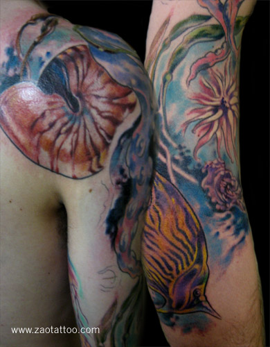 I think it looks good with the orange tree/mockingbird tattoo on my back, 